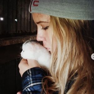 Meet your Posher, Rebekah